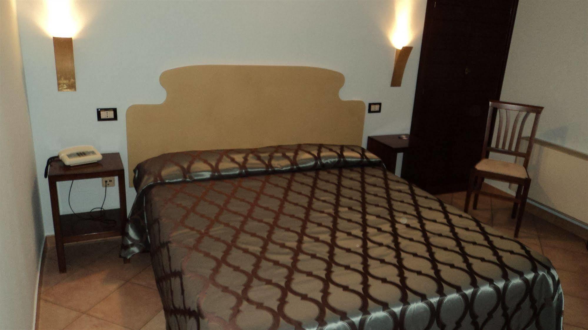 Hotel Rossi Manciano Exterior photo